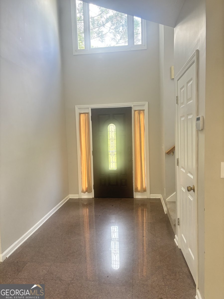2896 Creekwood Drive Snellville - 2