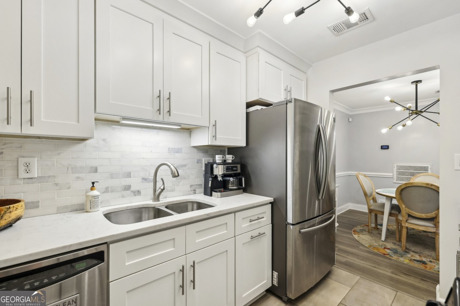6820 Glenridge Drive Sandy Springs - 17
