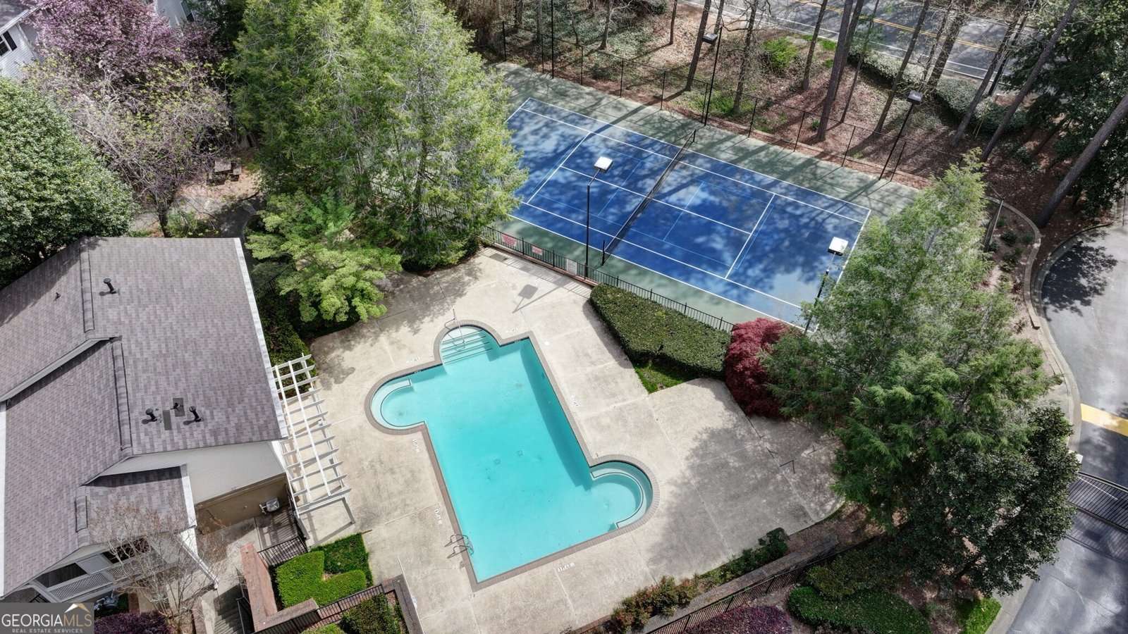 6820 Glenridge Drive Sandy Springs - 24