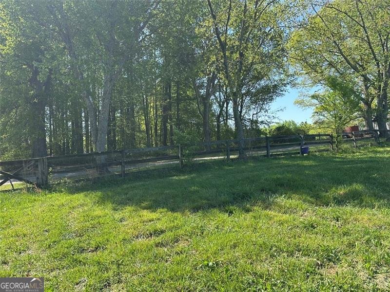 2085 JONES PHILLIPS Road Dacula - 26