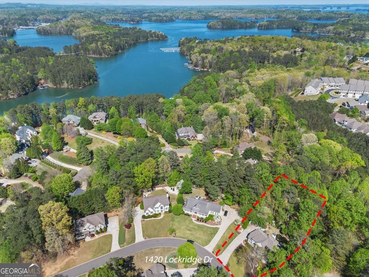 1420 Lockridge Drive Cumming - 2