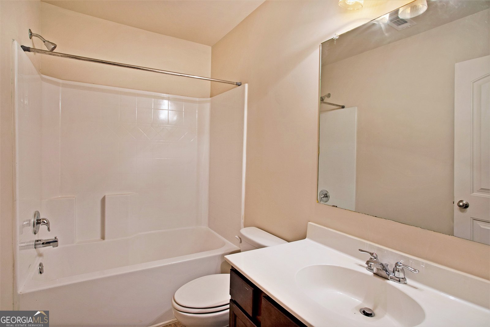 4354 Favored Way Union City - 19