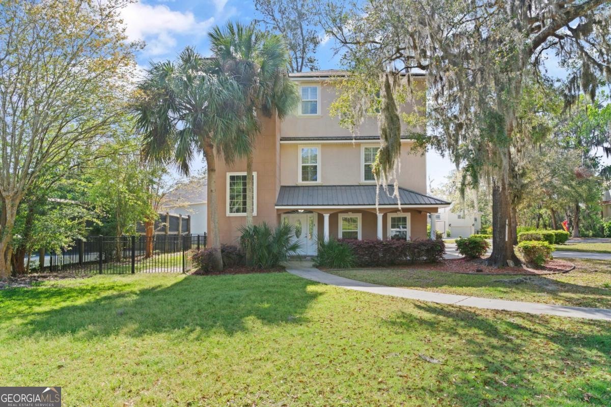 142 Montrose St. Simons - 2