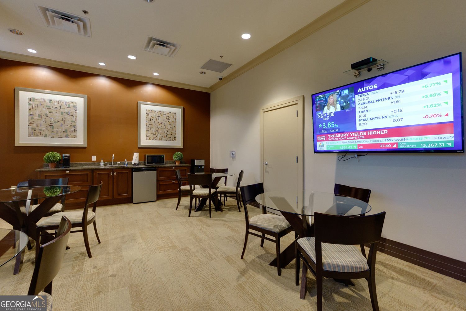 3040 Peachtree Road Atlanta - 44