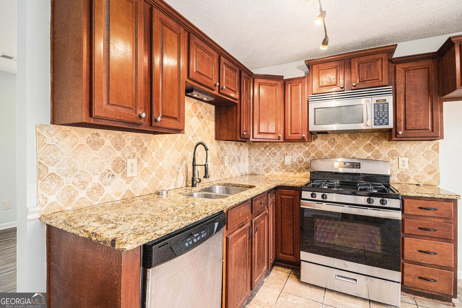 3742 Linecrest Road Ellenwood - 9