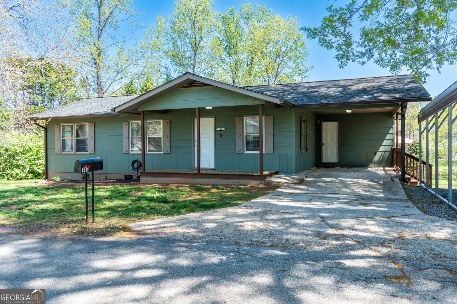 140 Goldust Avenue Clarkesville - 1