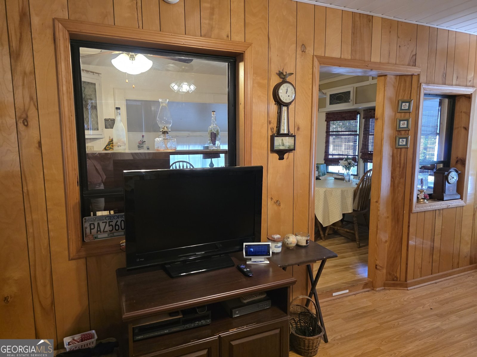 92 Cindy Parkway Cleveland - 33