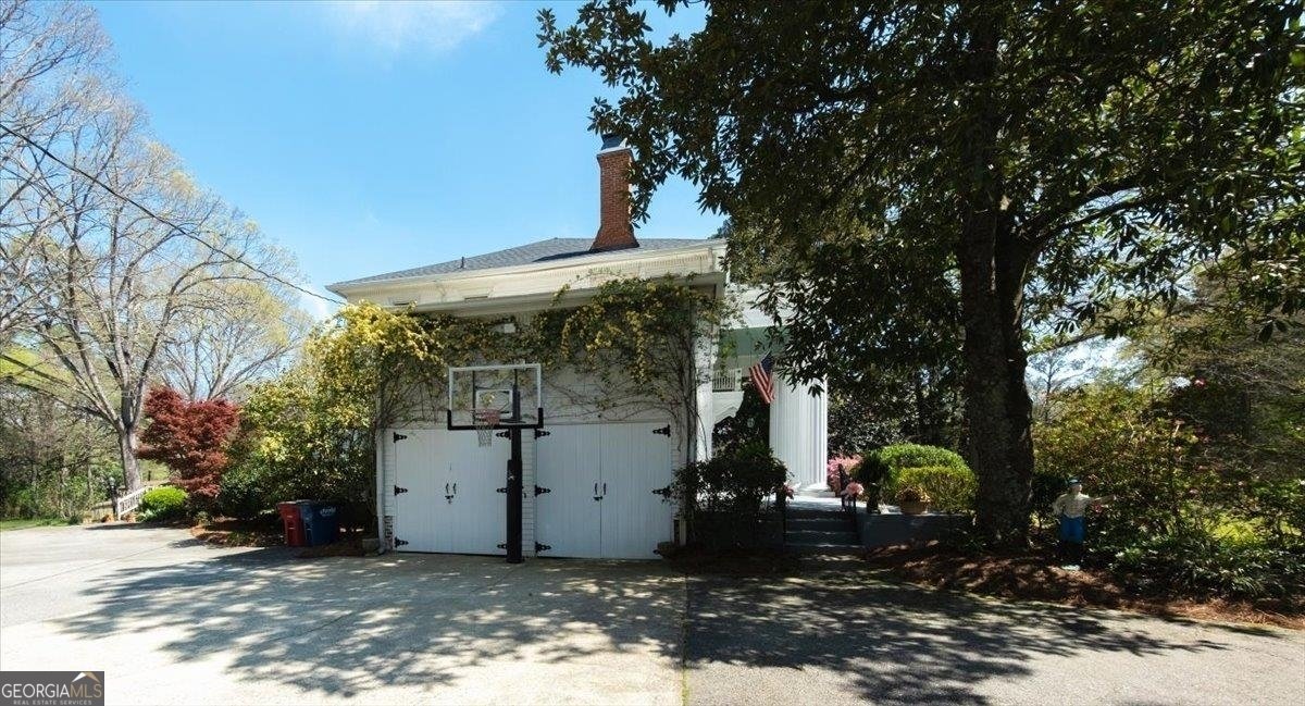 5469 Rivoli Drive Macon - 48