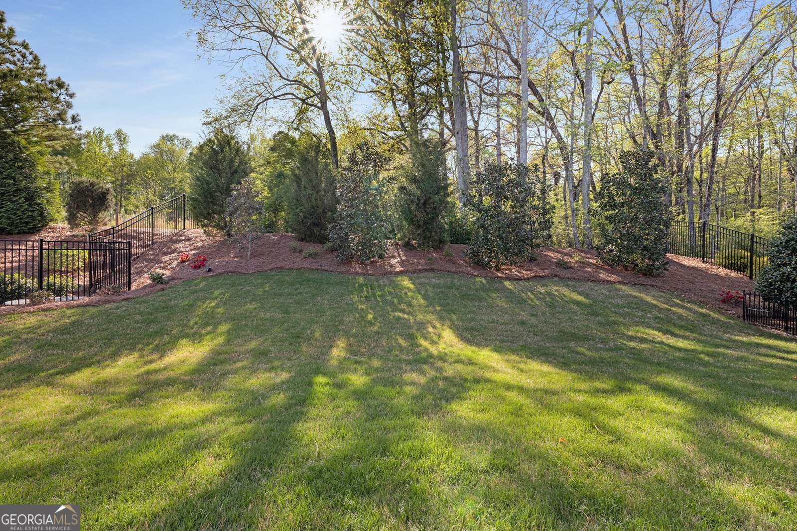 3825 Raeburn Road Cumming - 38