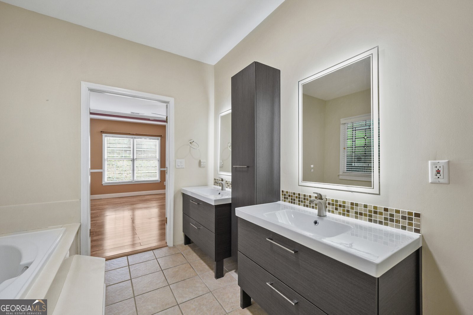 4505 Lakefield Bend Berkeley Lake - 22
