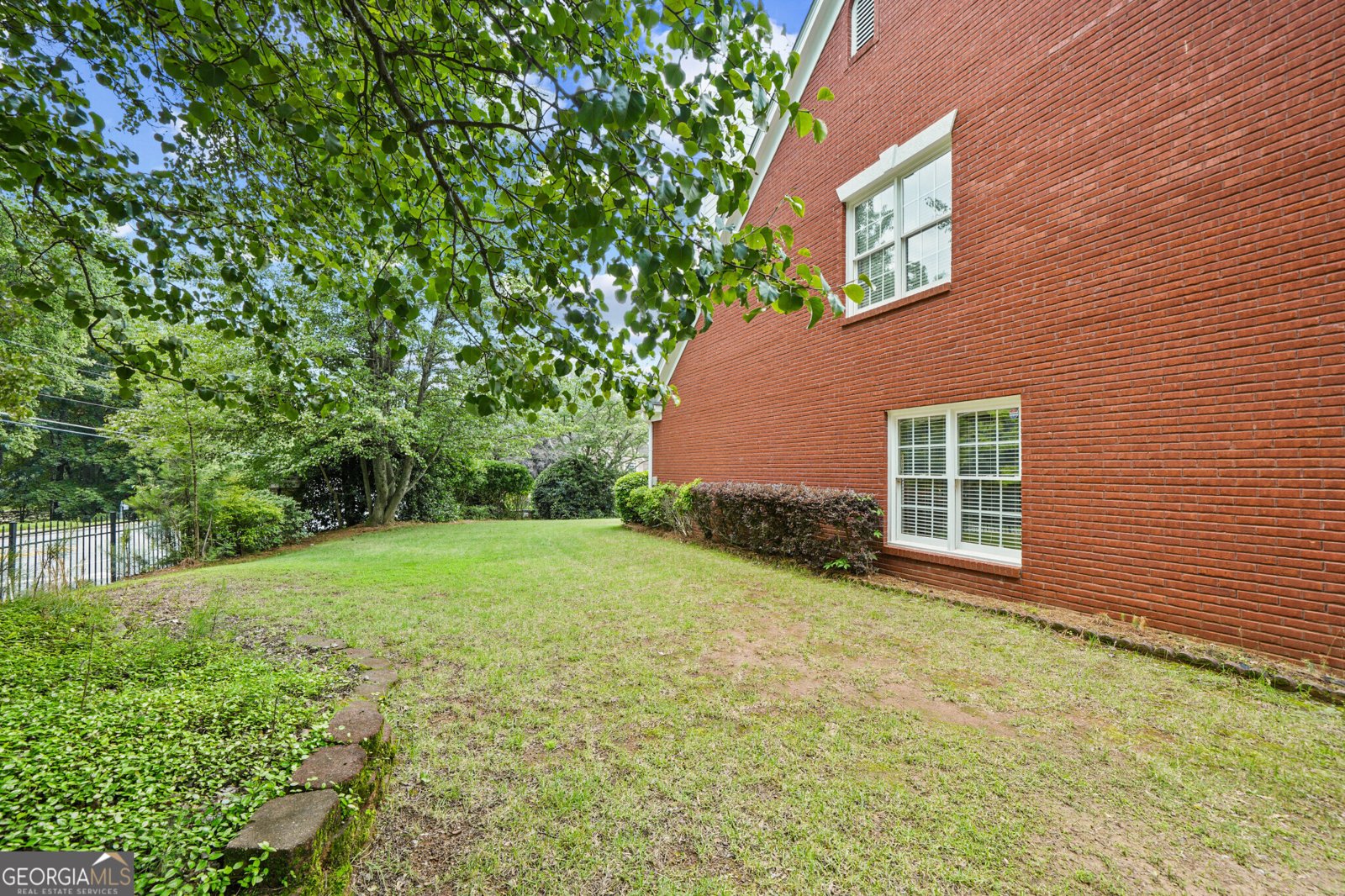 4505 Lakefield Bend Berkeley Lake - 43