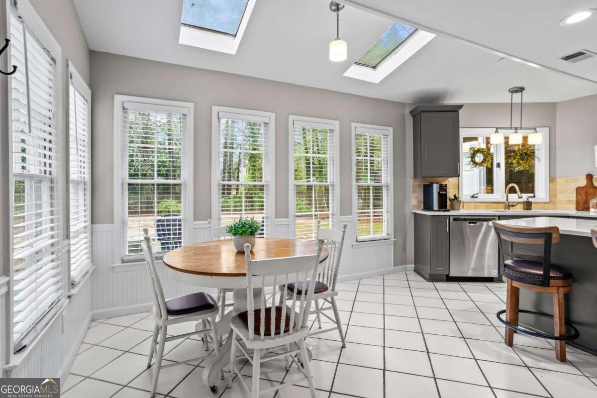 5663 Brookstone Drive Acworth - 17