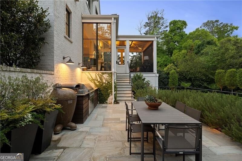 1016 Wildwood Road Atlanta - 27