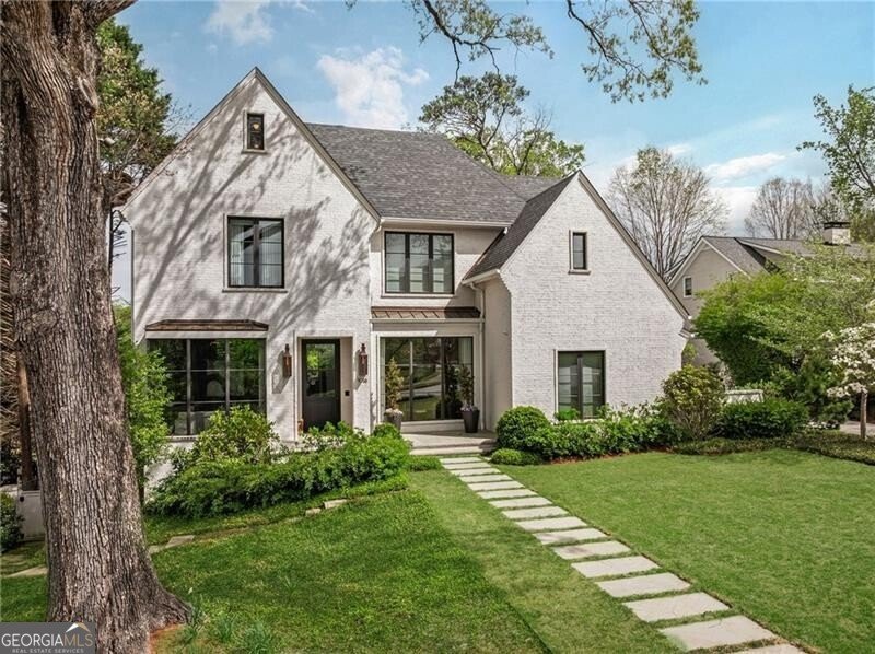 1016 Wildwood Road Atlanta - 77