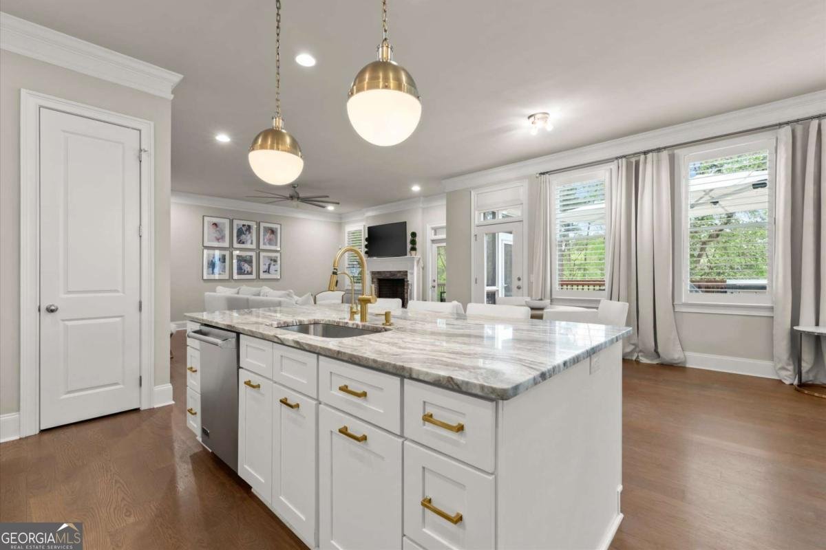 2811 Shady Valley Drive Brookhaven - 17