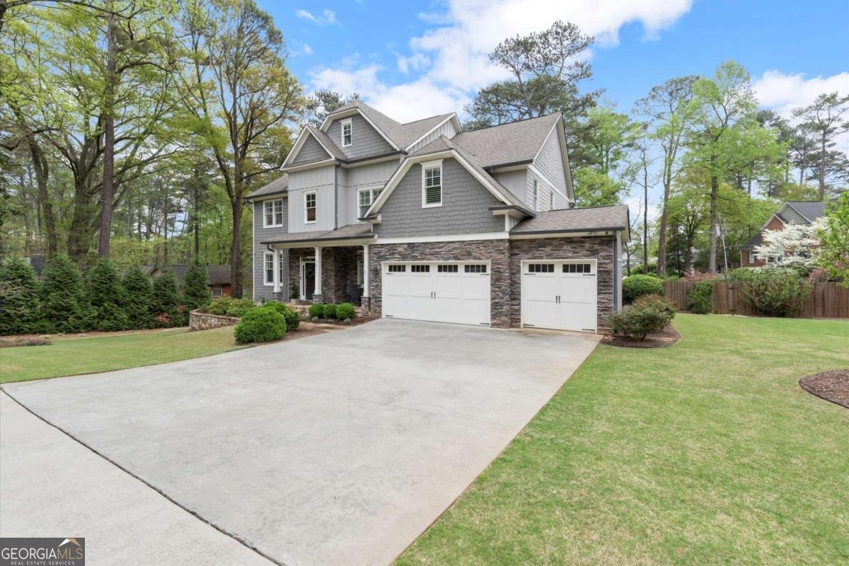 2811 Shady Valley Drive Brookhaven - 2
