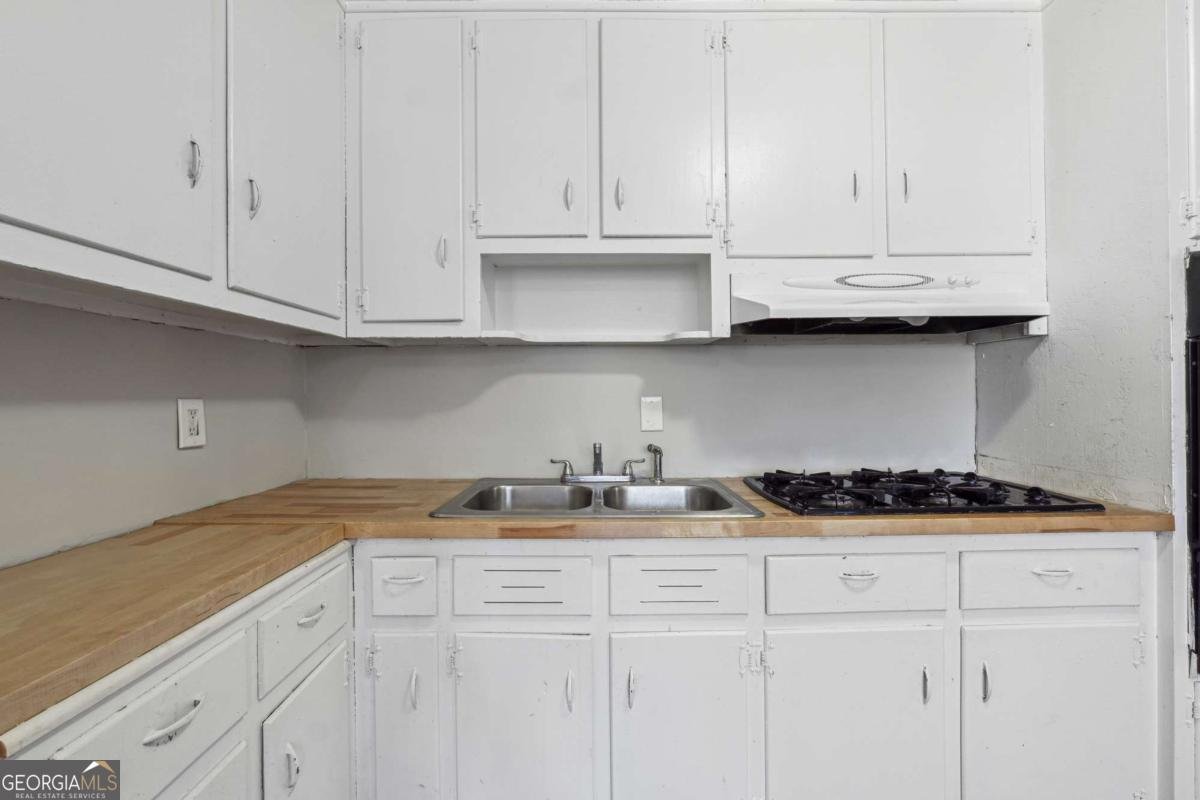 8554 Taylor Road Riverdale - 11