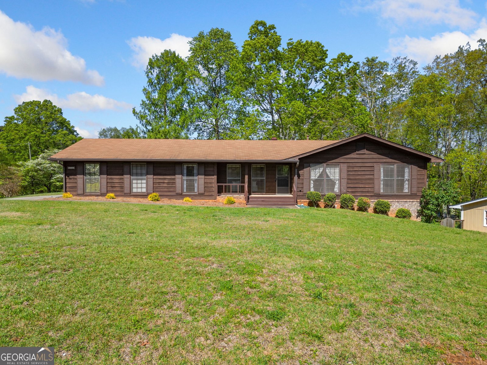 4927 Bedell Road Roswell - 1
