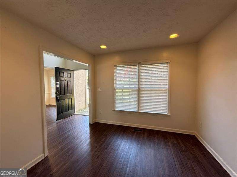 802 Crow View Court Woodstock - 2