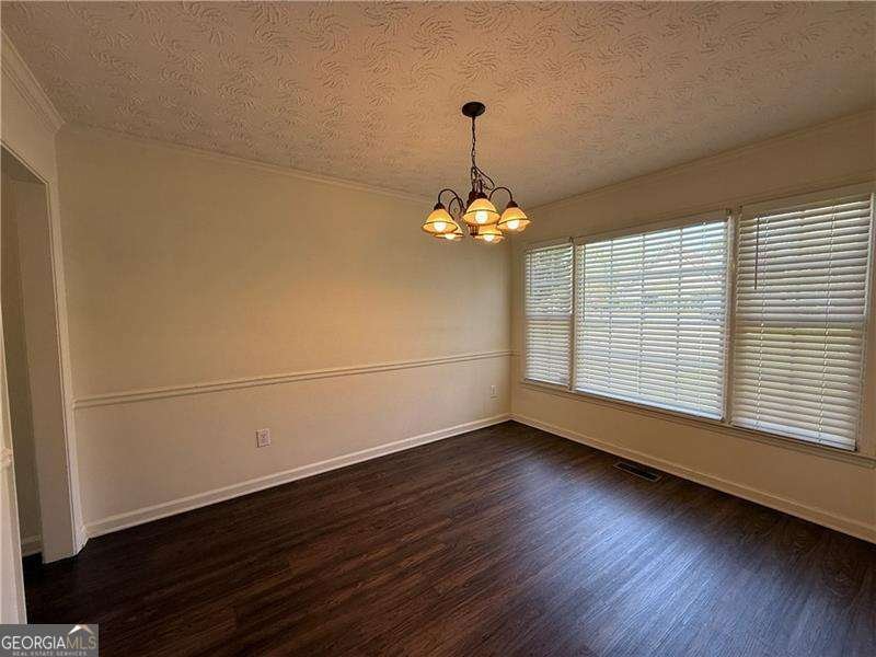 802 Crow View Court Woodstock - 7