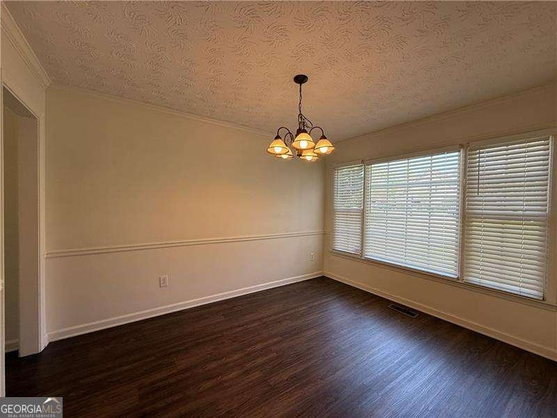 802 Crow View Court Woodstock - 8