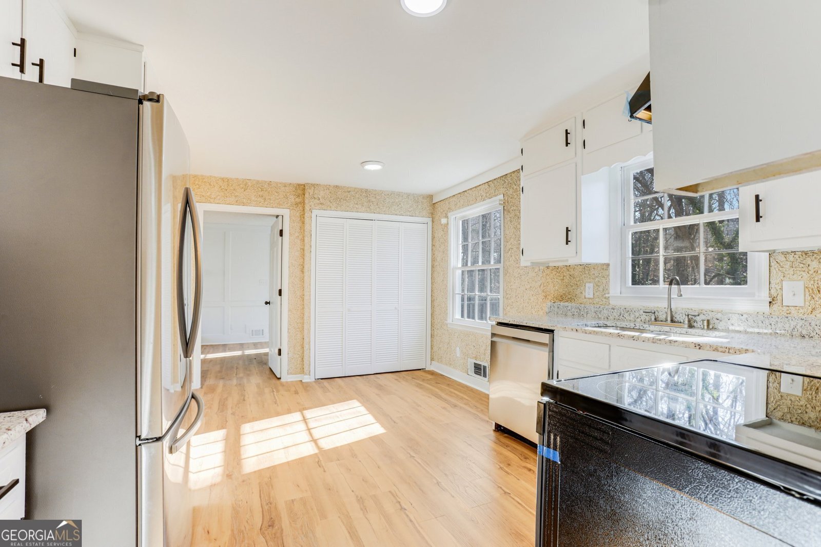 5465 Fork Drive Lilburn - 14