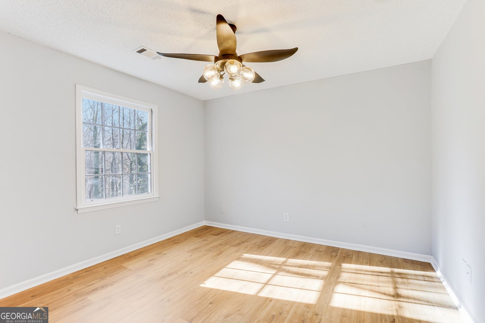 5465 Fork Drive Lilburn - 24