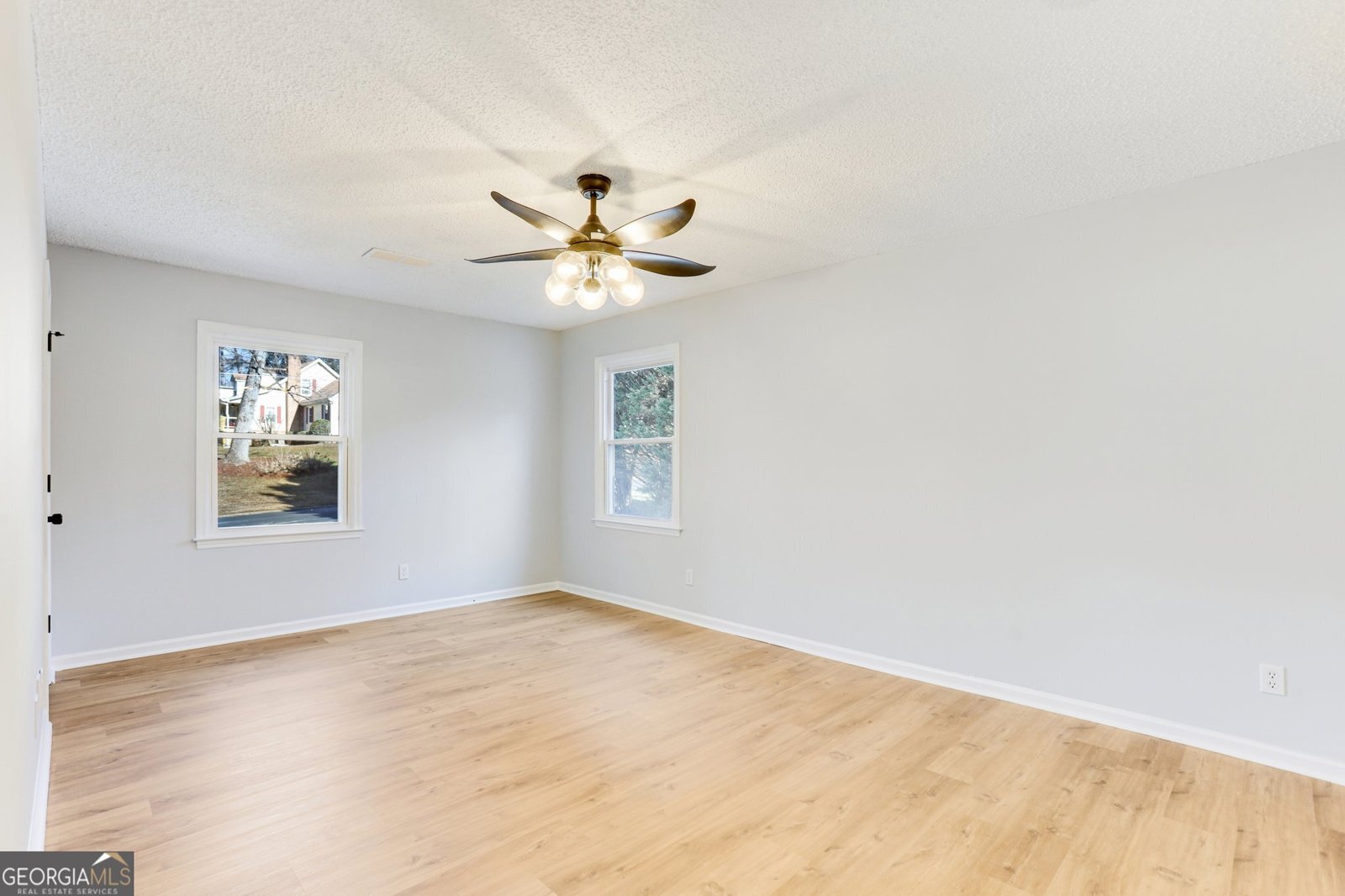 5465 Fork Drive Lilburn - 27