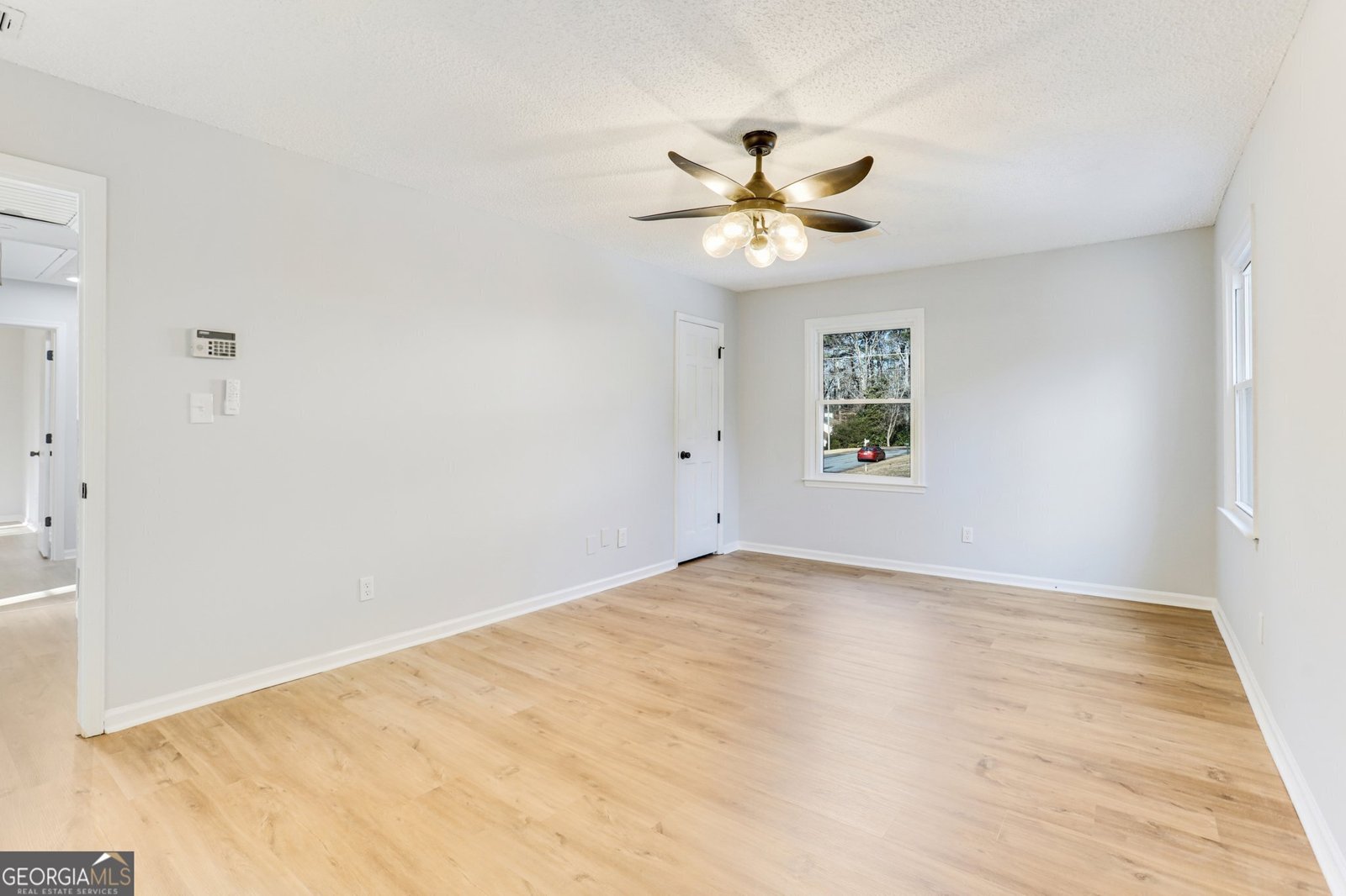 5465 Fork Drive Lilburn - 28