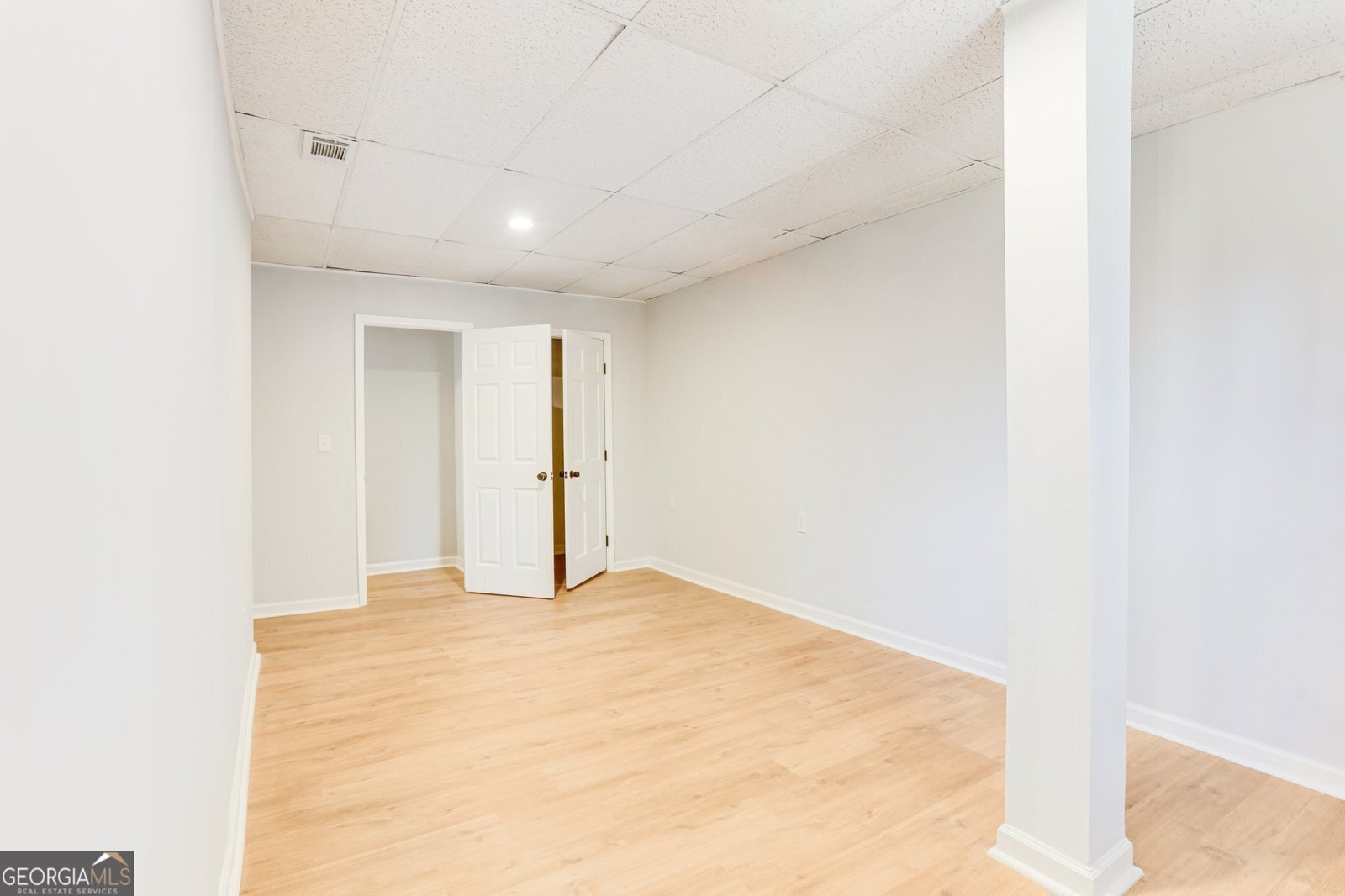 5465 Fork Drive Lilburn - 39