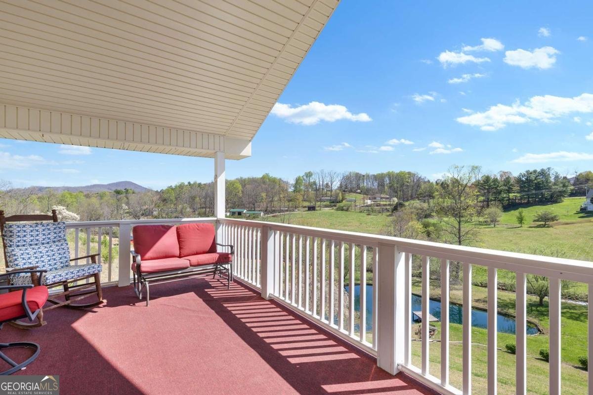 6360 Springwood Trail Young Harris - 30