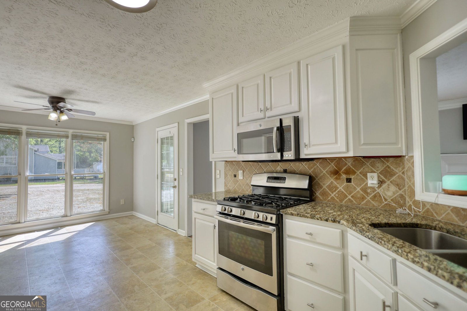 72 GRAYSON NEW HOPE Road Grayson - 14