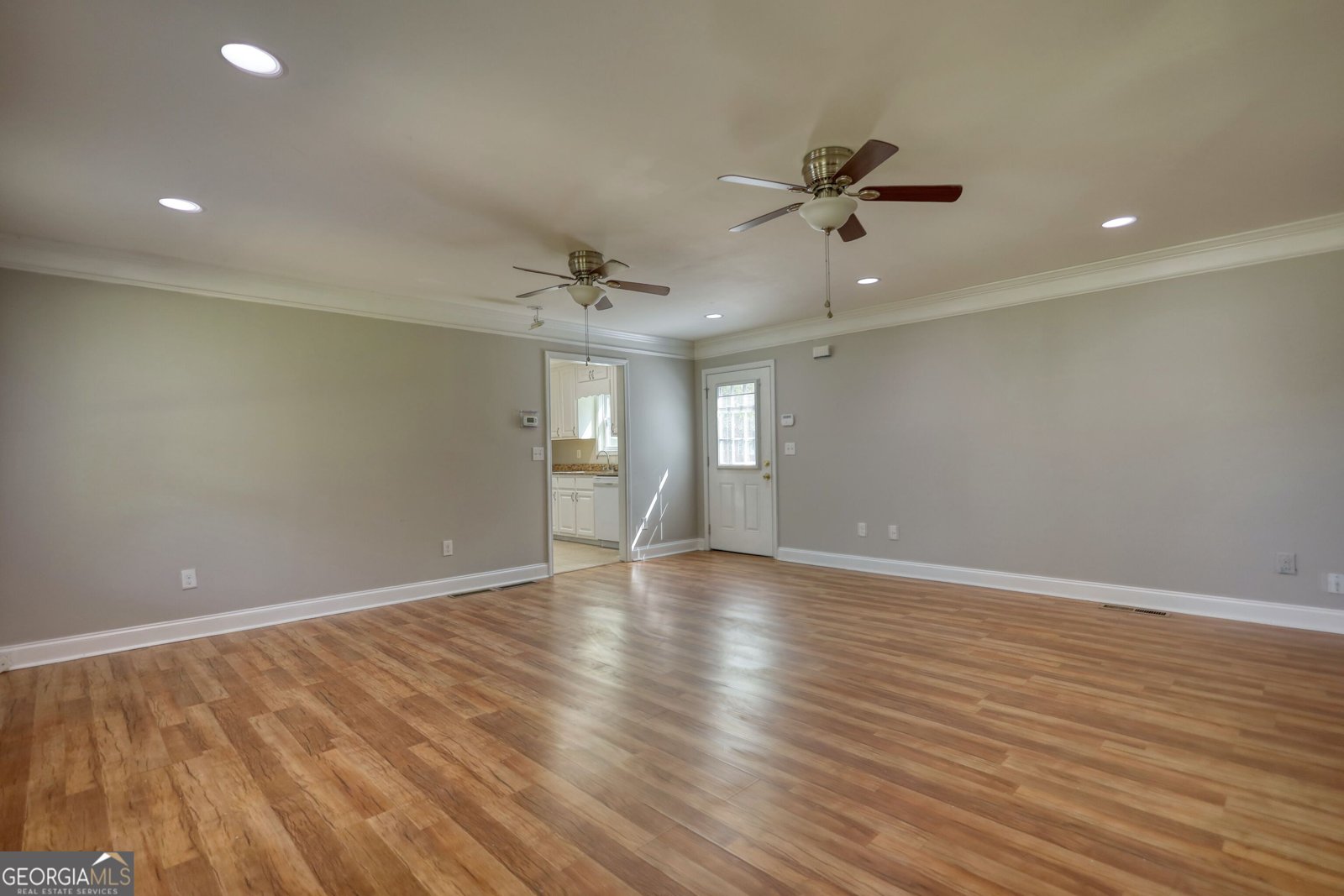 72 GRAYSON NEW HOPE Road Grayson - 43