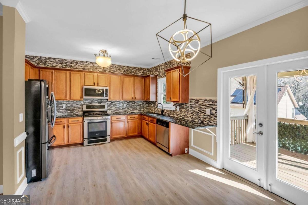 1093 Third Street Stone Mountain - 9