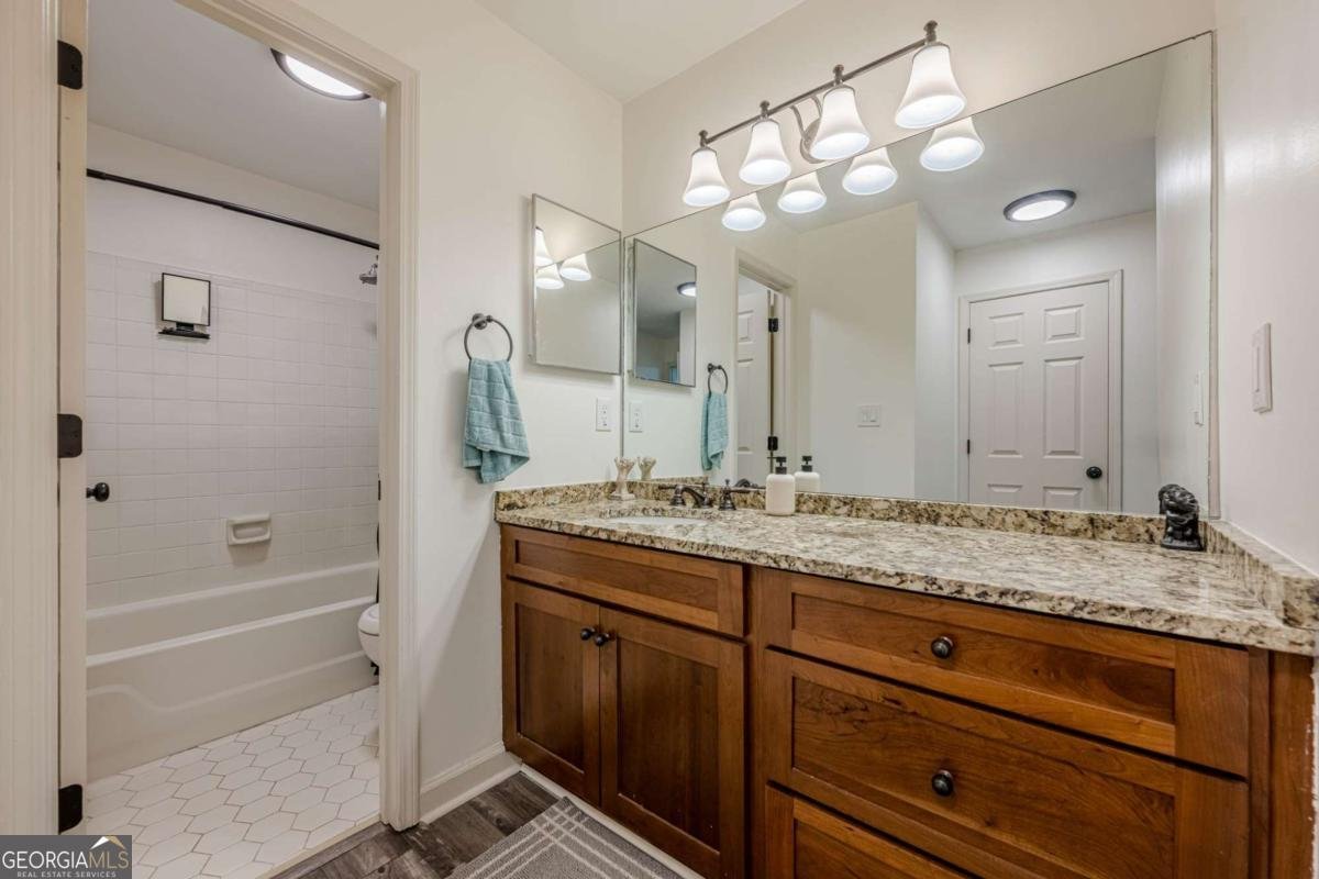 3203 Lenox Road Atlanta - 25