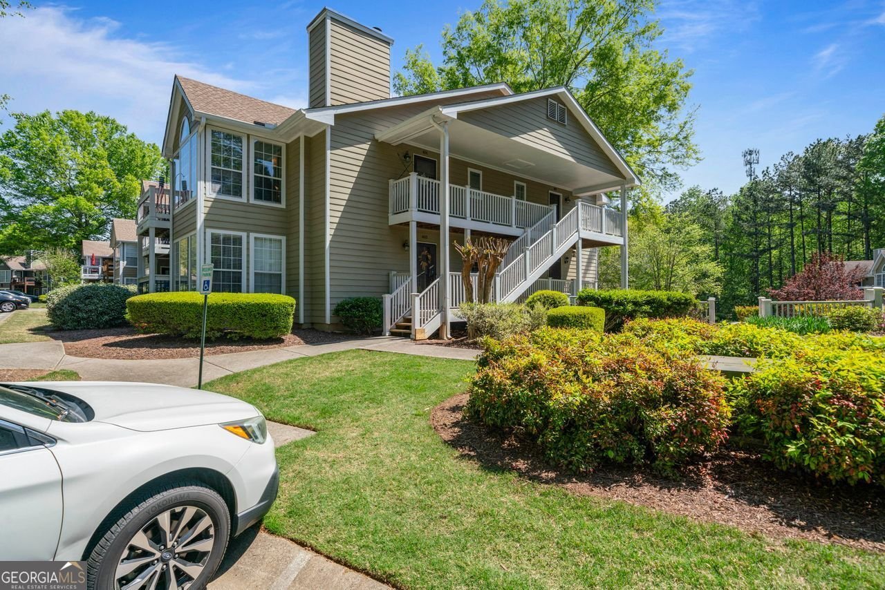 401 BERKELEY WOODS Drive Duluth - 3