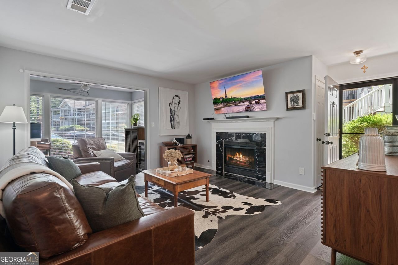 401 BERKELEY WOODS Drive Duluth - 9