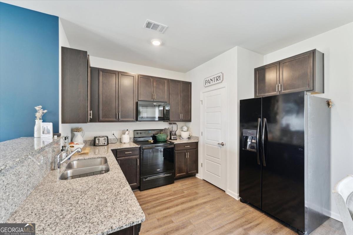 111 Palmer Street Springfield - 10