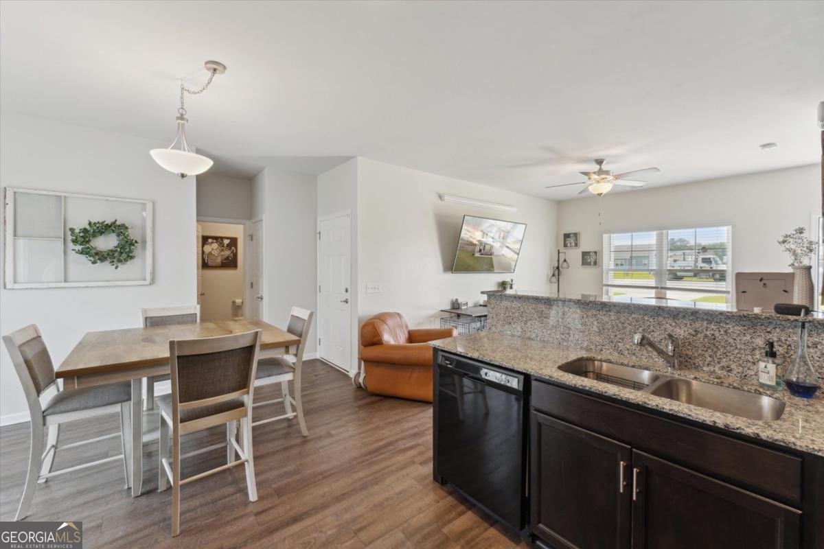 111 Palmer Street Springfield - 52