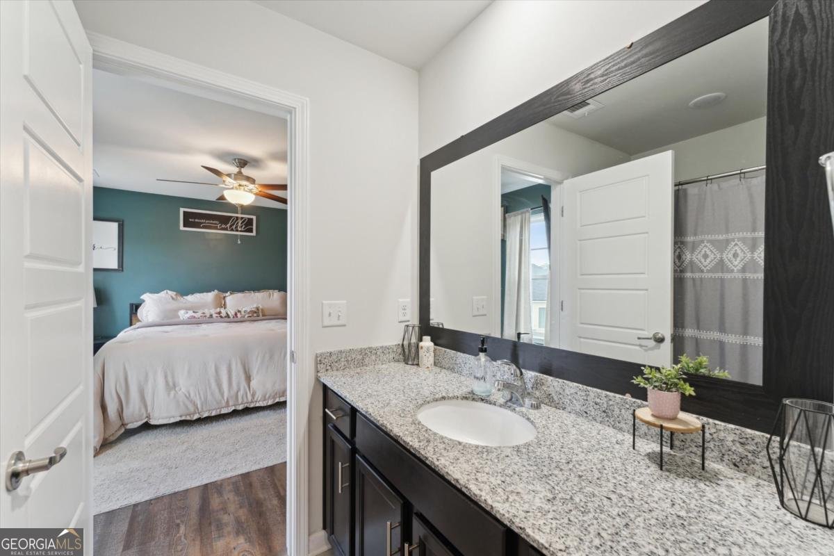 111 Palmer Street Springfield - 64