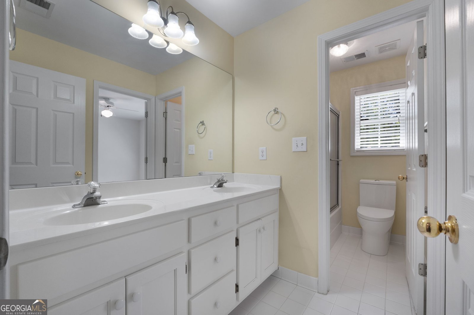 210 Sweetwater Drive Fayetteville - 38