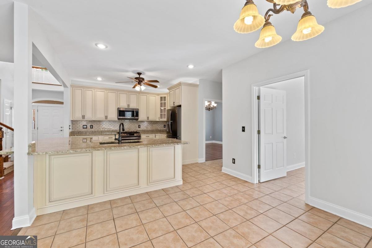 170 Arbor Way Milledgeville - 21