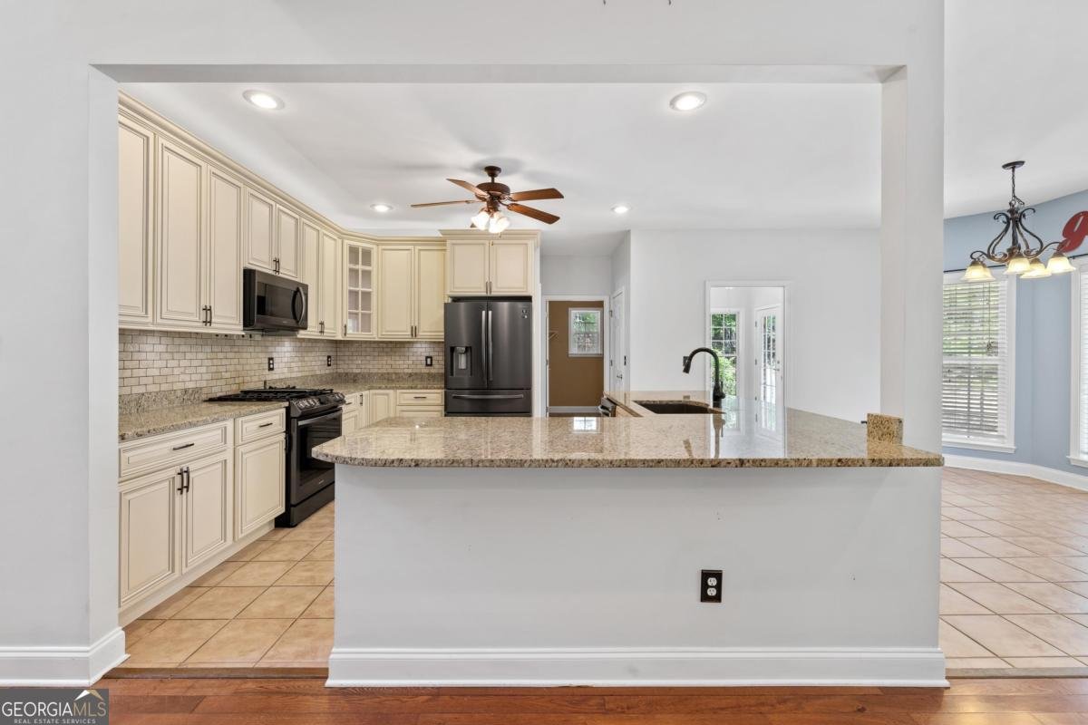 170 Arbor Way Milledgeville - 27