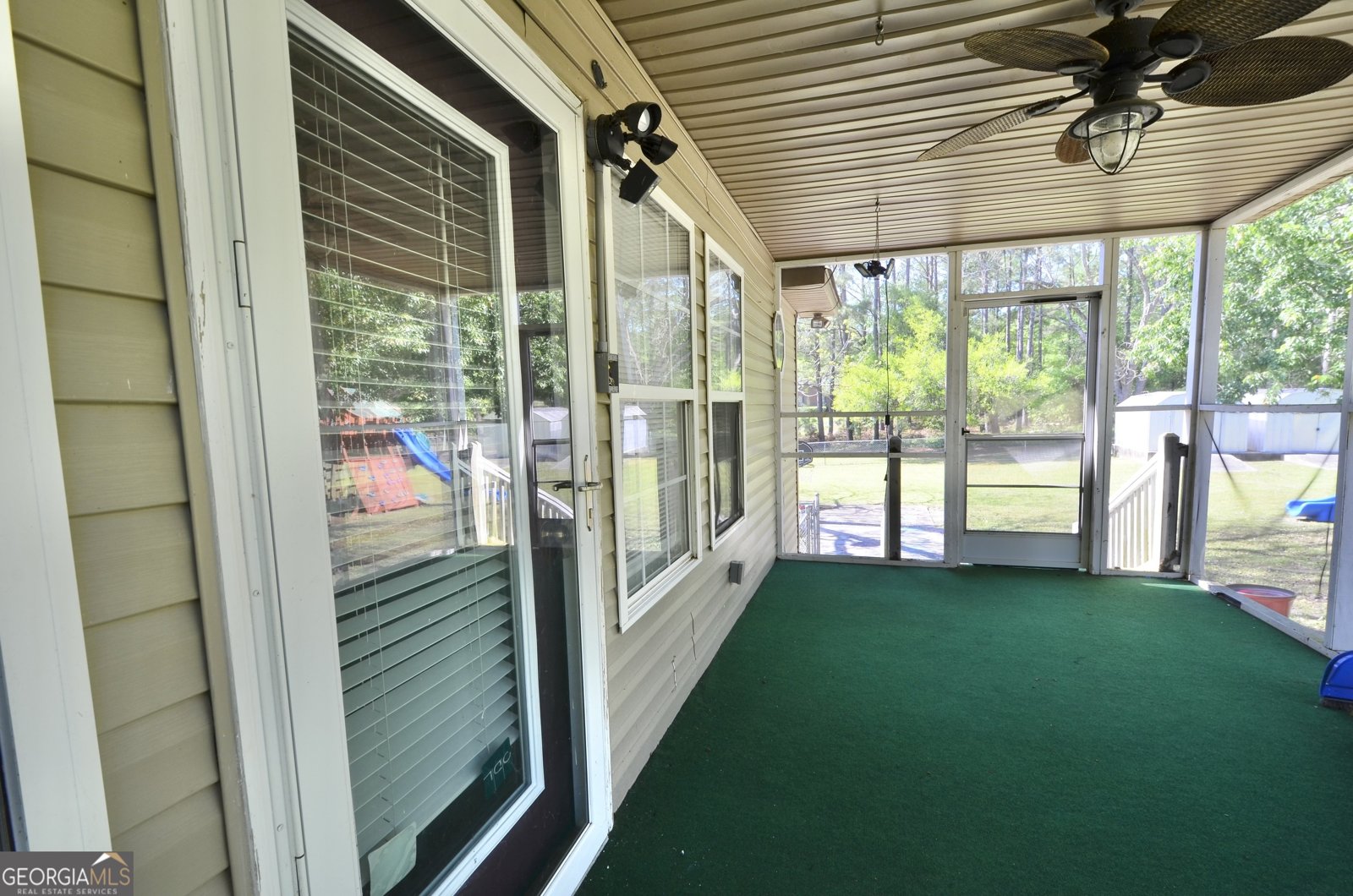 5826 Windsor Way Eastman - 43
