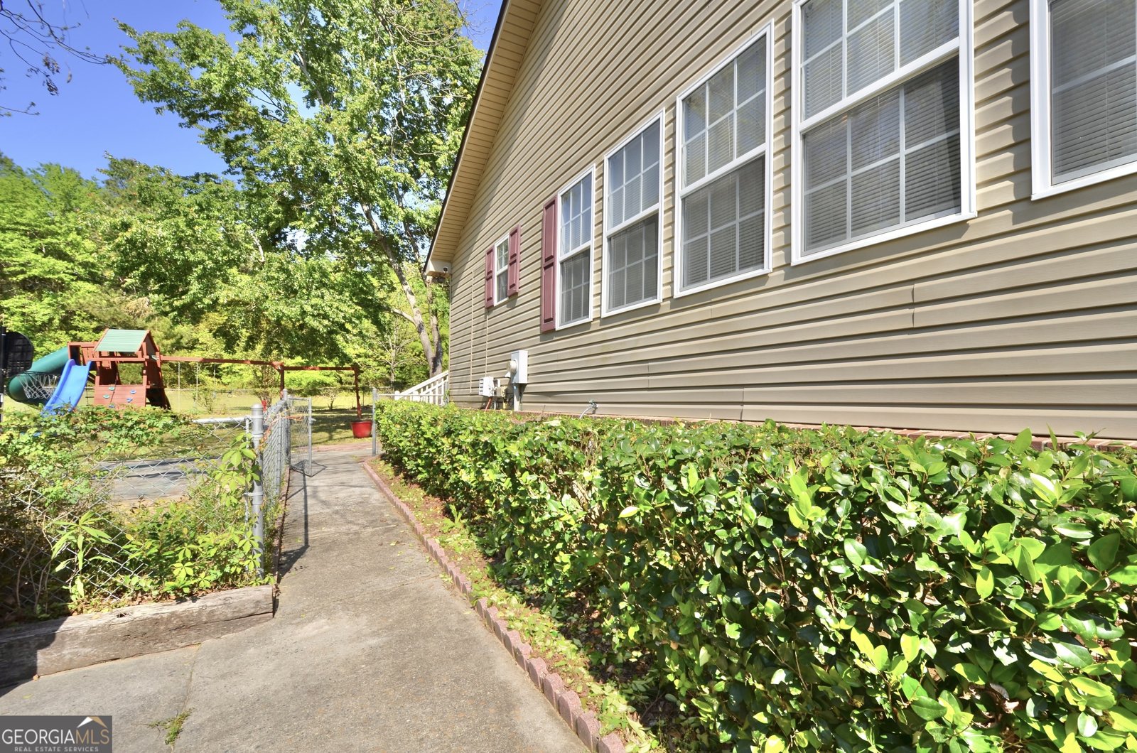 5826 Windsor Way Eastman - 7