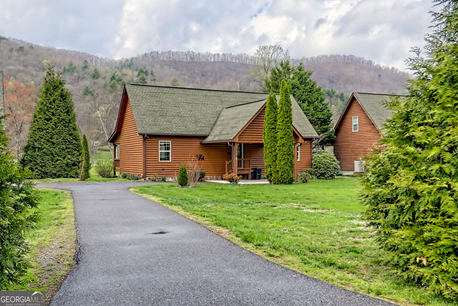 3556 Riverfront Lane Hiawassee - 3