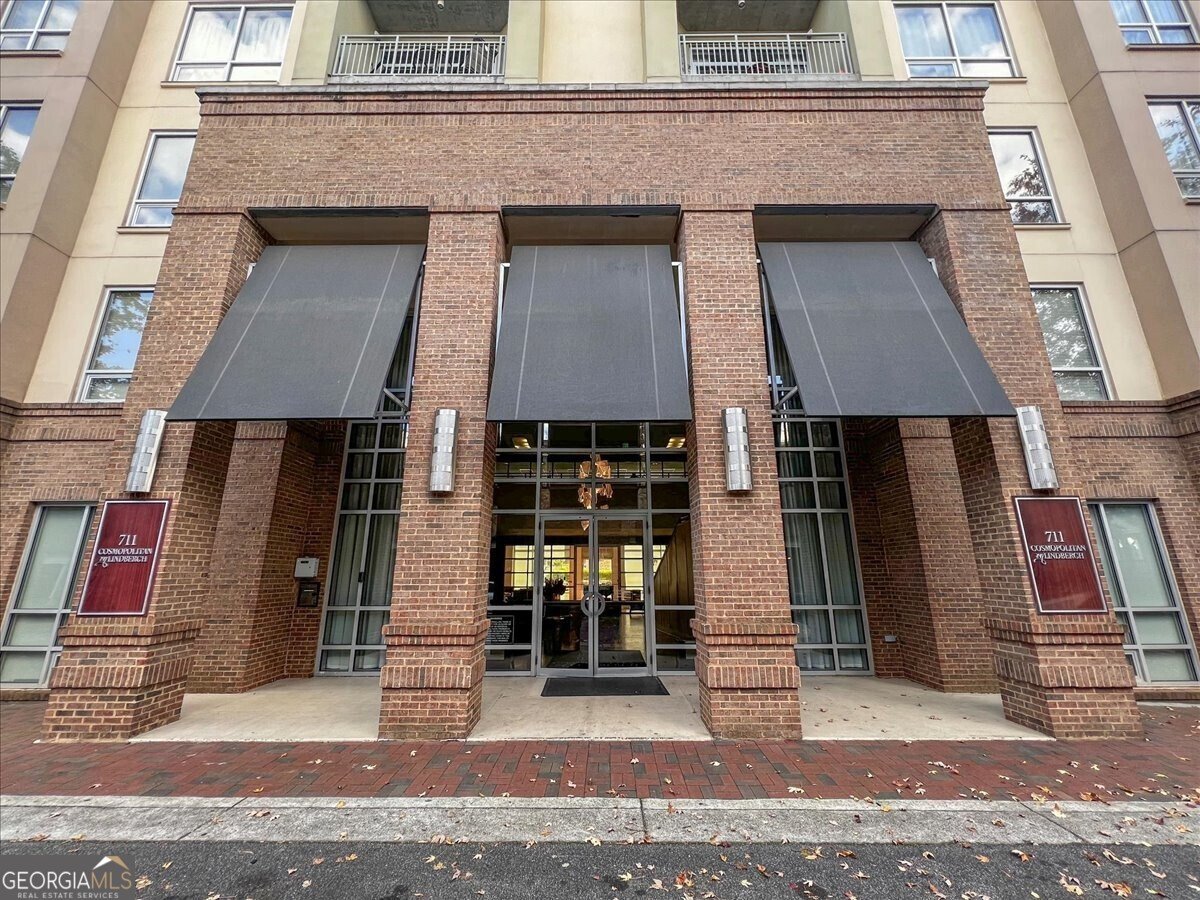 711 Cosmopolitan Drive Atlanta - 28