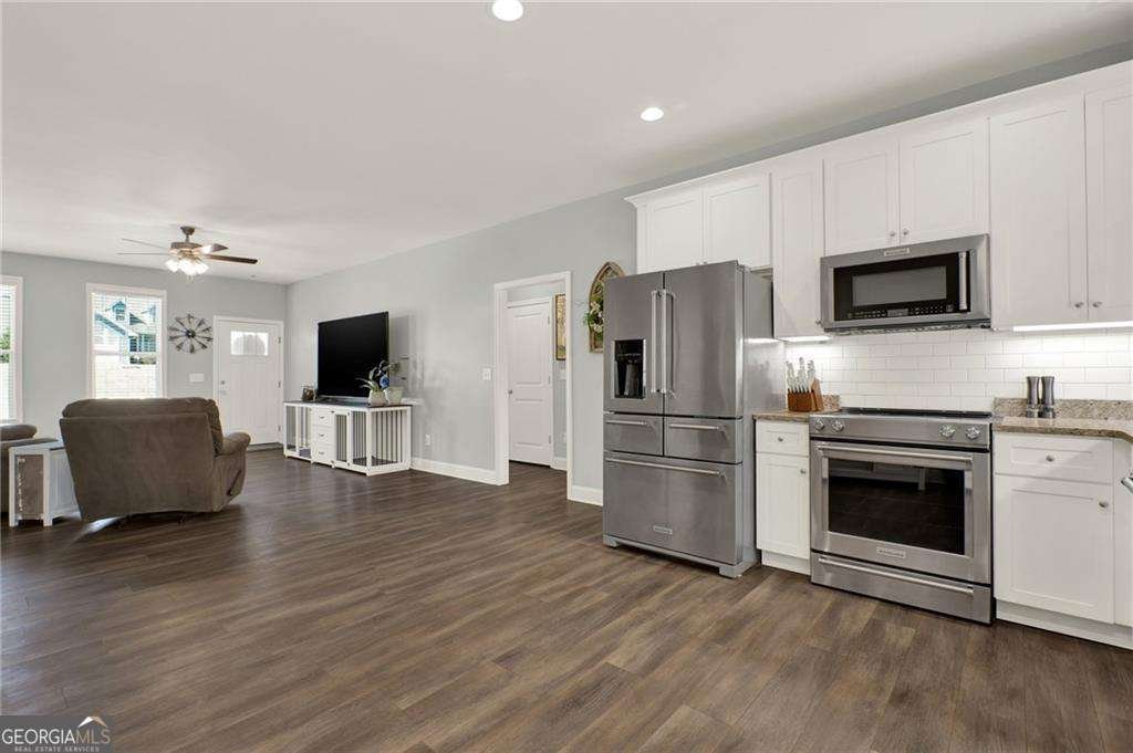 810 Shannon Circle Connector Rome - 11