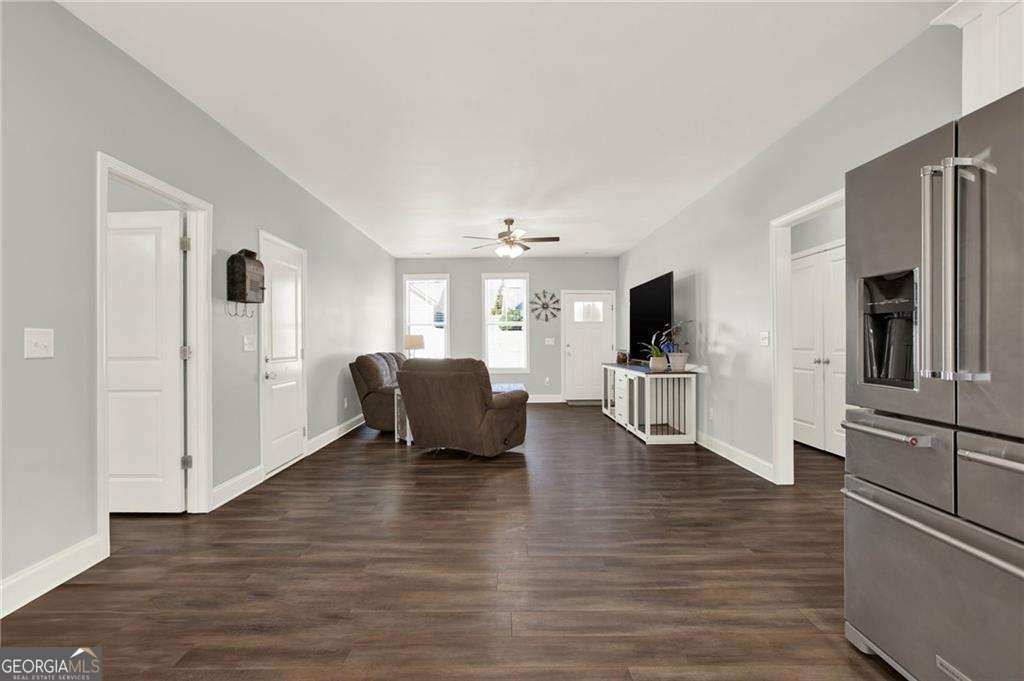 810 Shannon Circle Connector Rome - 12