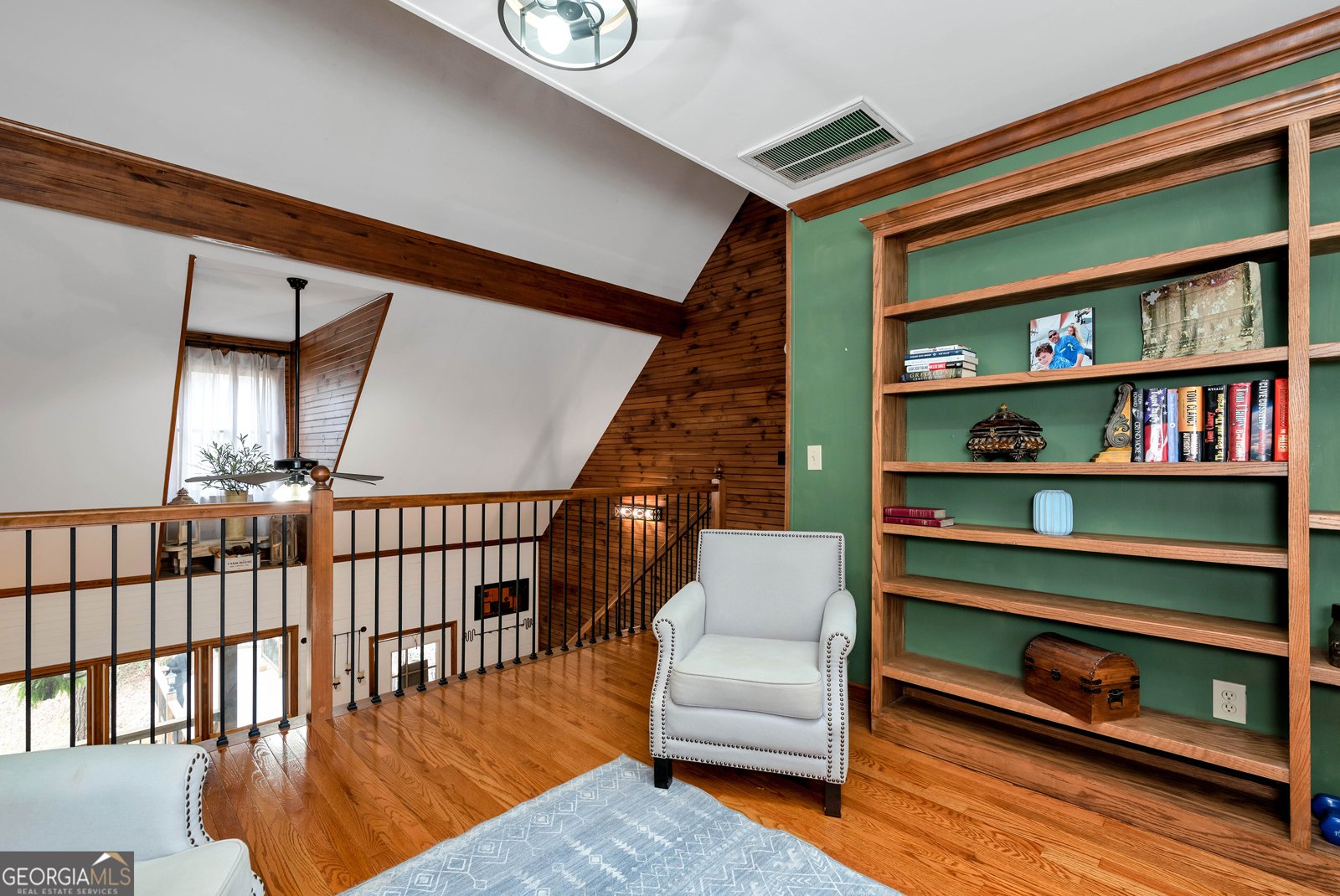 1060 Golden Avenue Dahlonega - 32